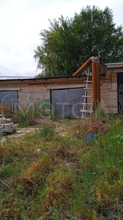 Гараж 106,4 кв.м. и земельный участок 793+/-49 кв.м. в Оренбургской обл. 