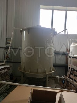Емкость нержавеющая геометрический объем 400л с рубашкой 