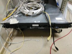 Сервер HP Proliant DL360R07 E5606, без жестких дисков