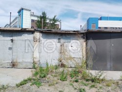 Гараж 13 кв.м и 1/50 доля земельного участка в Бурятии 