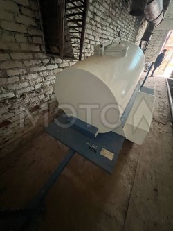 Автоприцеп-цистерна (бочка), 2017 года 