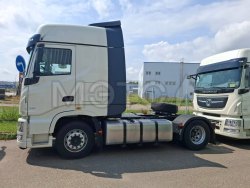 Седельный тягач Dongfeng KX 4x2, 2023 года 