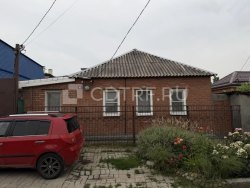Жилой дом, площадь 65,3 кв. м. в Ростовской области, размер доли: 1/3.
